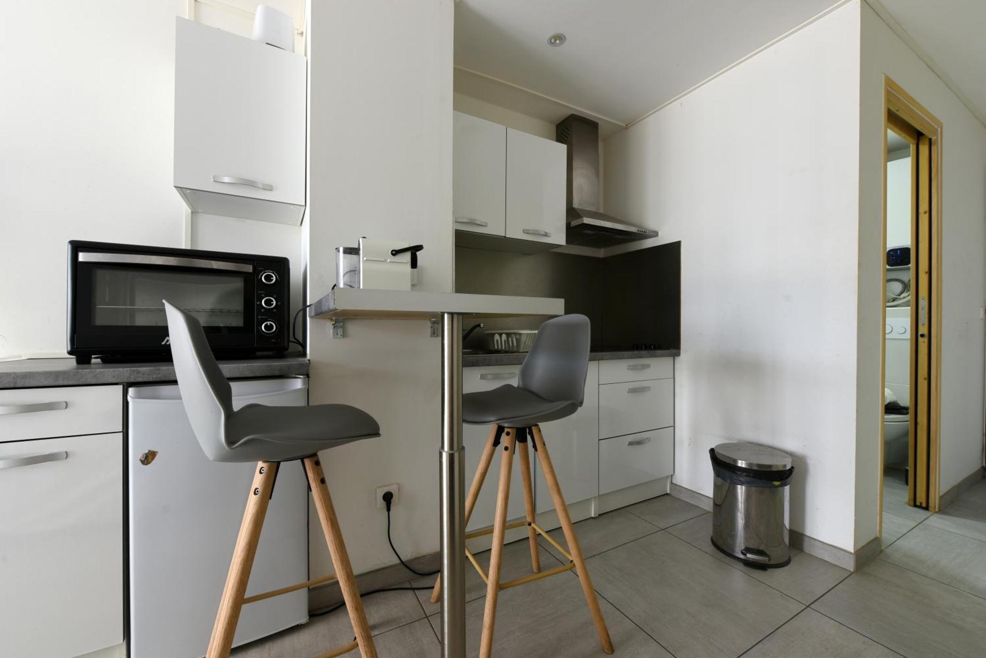 Provencal Studio Netflix Appart-Hotel-Provence La Fare-les-Oliviers Eksteriør billede