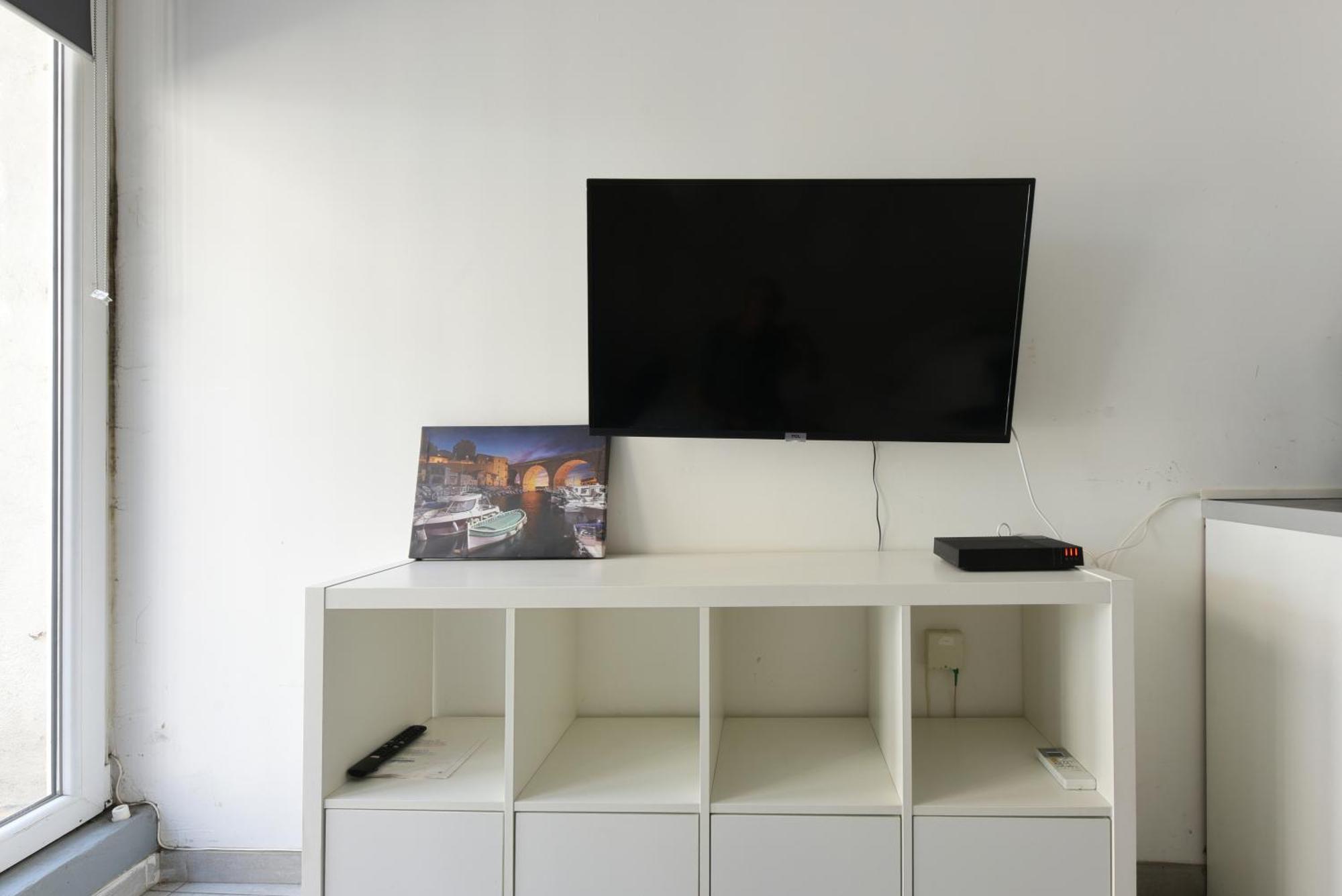 Provencal Studio Netflix Appart-Hotel-Provence La Fare-les-Oliviers Eksteriør billede